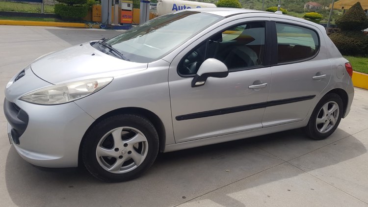 Peugeot 207+ 1.4 e 75 Ch 5p 2013 – Mâcon Parc Auto