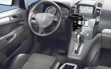 Rent Opel Zafira AB 038 FT (7 Seats) 