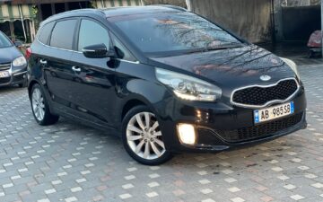 Kia Kia (via RentalCar DXH)