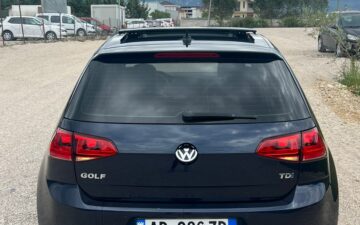 VW Golf (via RentalCar DXH)