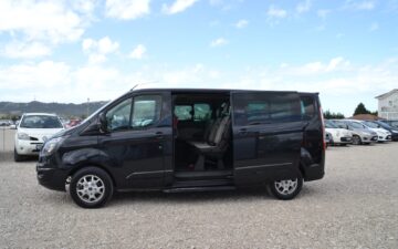Rent Ford Turneo 