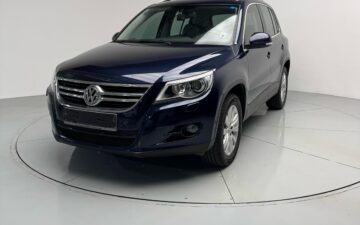 VW Tiguan (via Albania Rent)