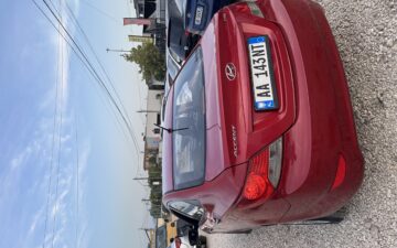 Hunday Accent (via Troci Rental)