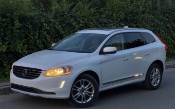 Volvo xc60 (via Troci Rental)