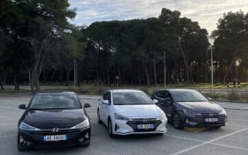 Hunday ELANTRA 2020 or similar (a través de PentaRent)
