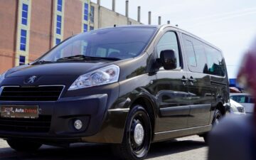 Rent Peugeot Expert Tepee 