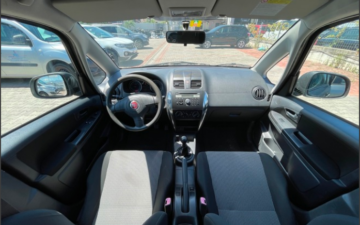 Fiat Sedici AB 598 UB (via AutoRentals)