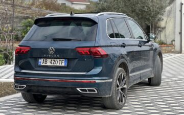 VW Tiguan AB 420 TF (via Vukaj Rent)