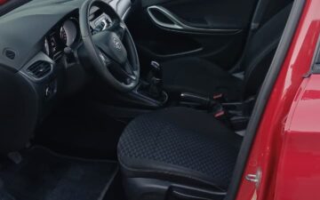 Opel Astra (via Rent & Go)