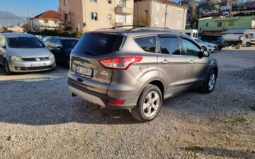 Ford KUGA (via O1E Auto)