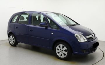 Réserver Opel Meriva 