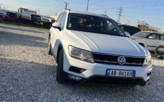VW Tiguan (via Troci Rental)
