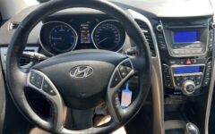 Hunday i30 (via Guraj Rent)