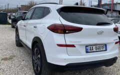Hunday Tucsson (via Troci Rental)