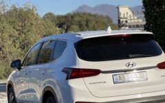 Hunday Santa Fe AB653XC (via Vukaj Rent)